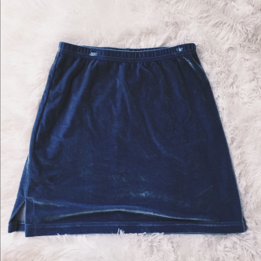 💫 baby blue velvet mini skirt 💫